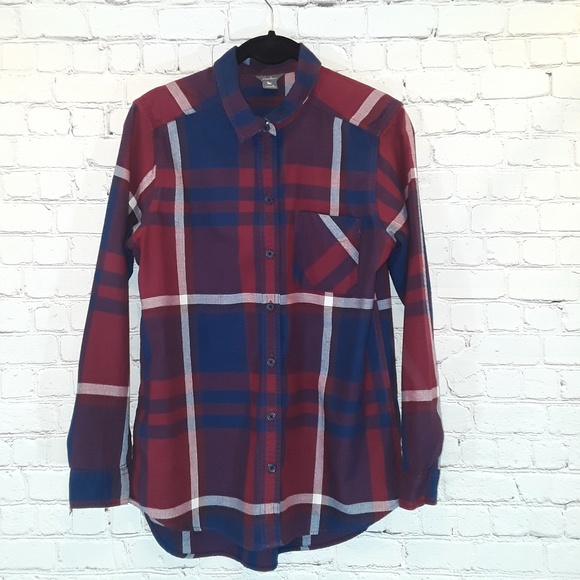 Eddie Bauer Tops - Eddie Bauer red & blue long-sleeve flannel sz M